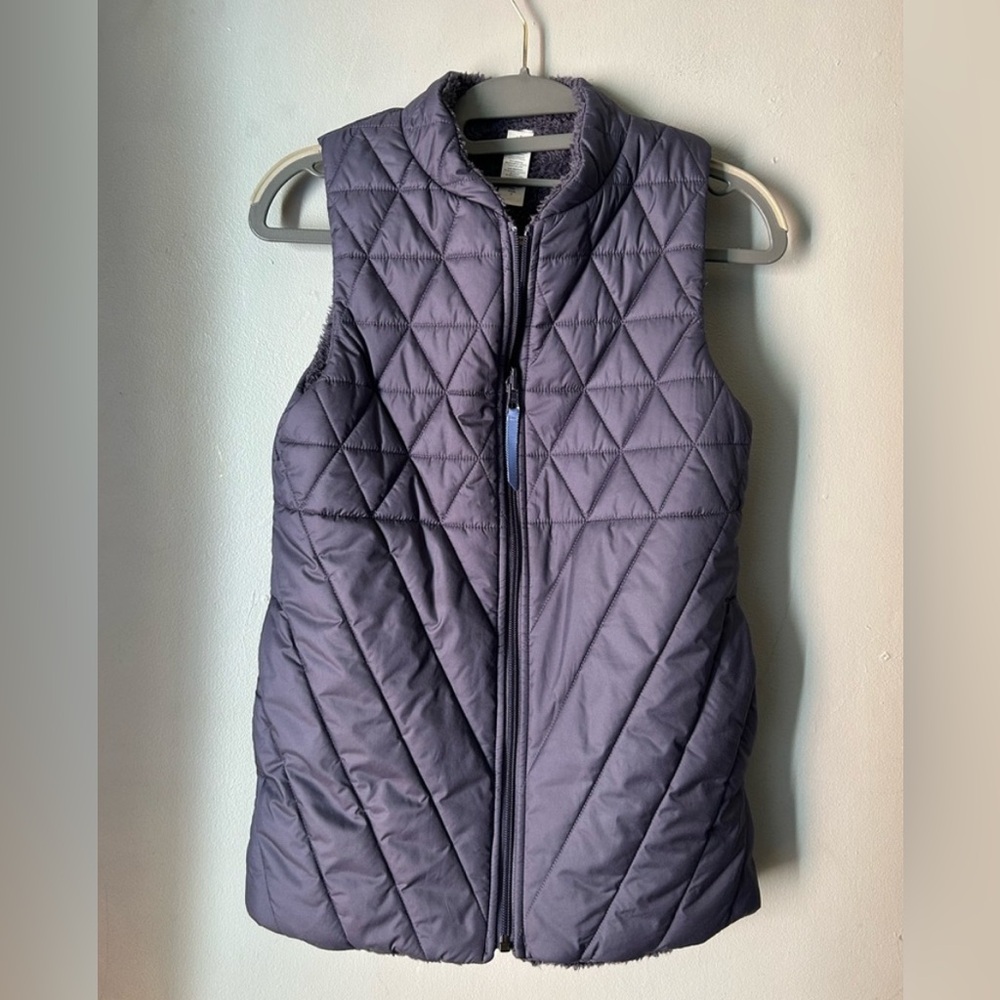 Ivivva girls vest purple puffer zip up sleeveless reversible size 10
Excellent